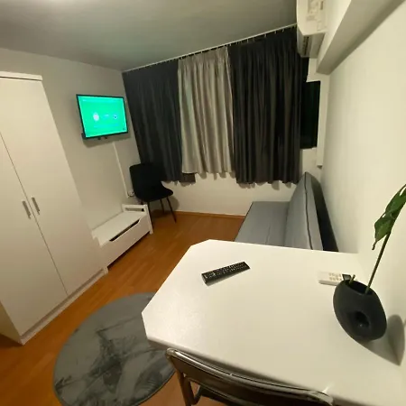 Capsule hotel Le.chris Central Dorms Rethymno (Crete)
