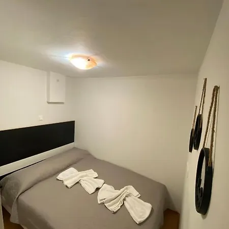 Capsule hotel Le.chris Central Dorms Rethymno (Crete)